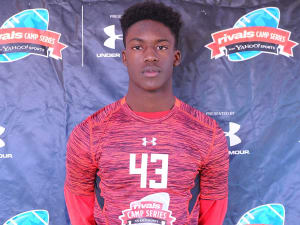 UCLA lands pledge from three-star cornerback