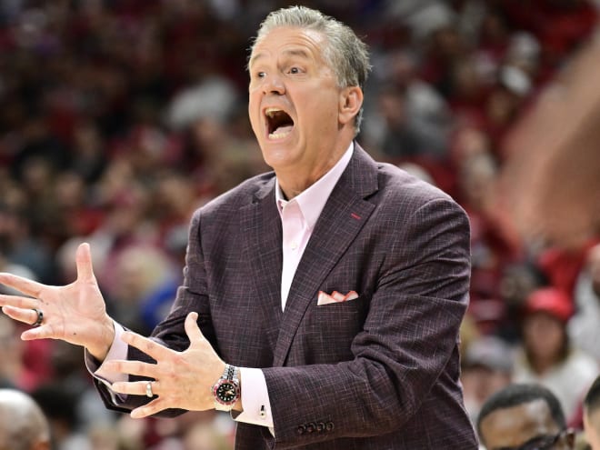 Social media reacts to Arkansas' 79-67 win over Little Rock