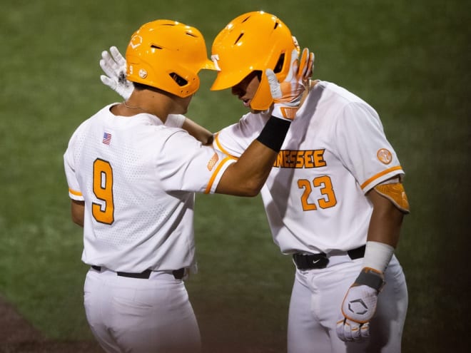 Live updates, discussion: No. 3 Tennessee vs. Hofstra