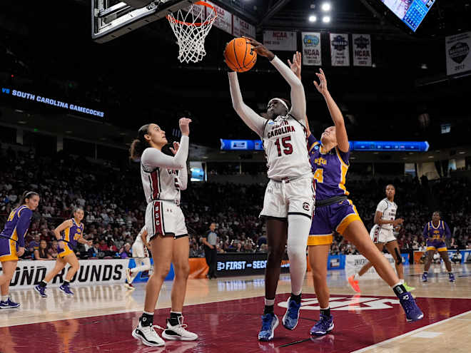 New Gamecocks experience first NCAA Tournament game: 'I'm actually here'