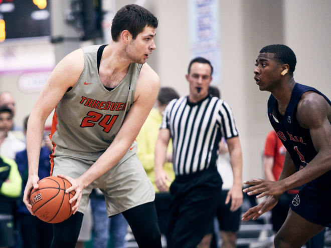 Hunter Dickinson cuts his school list to a final seven