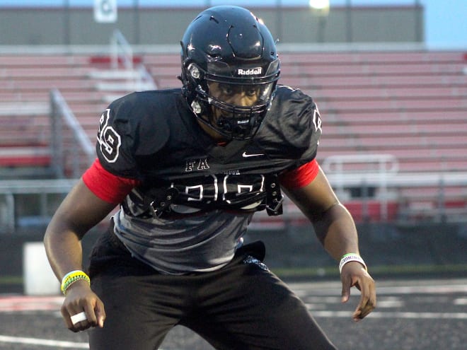 Wolverine TV: Michigan LB Commit Tyler McLaurin Practice Clips