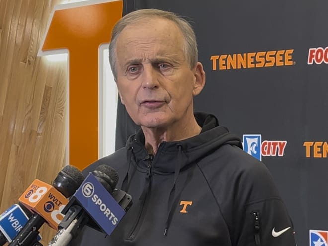 WATCH: Rick Barnes, Jahmai Mashack preview Tennessee vs. Arkansas