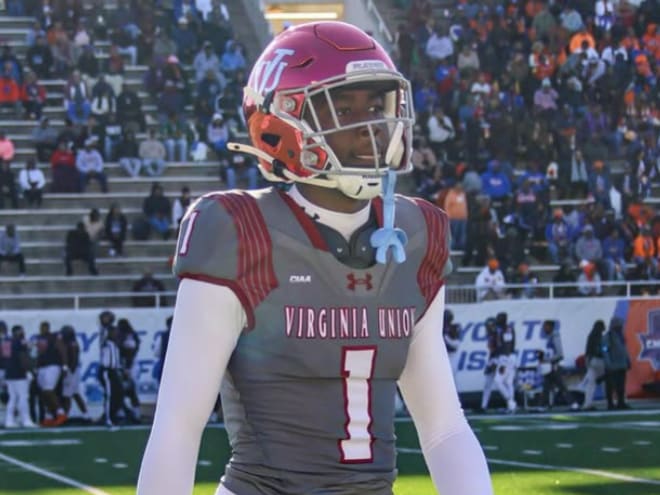 Top Division II transfer wide receiver planning Arkansas visit