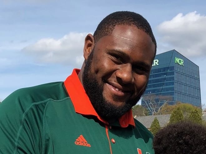 Miami to hire alum Damione Lewis as assistant defensive line coach