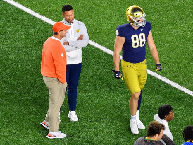 Chat Transcript: Does tweaking Notre Dame's ACC FB commitment make sense?