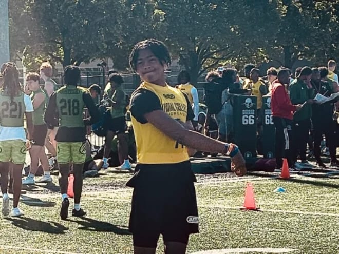 Two early standouts for 2028 quarterback Donald Tabron II