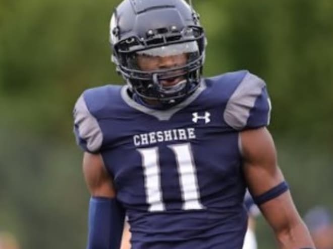 Connecticut EDGE defender expects to visit Kentucky this spring