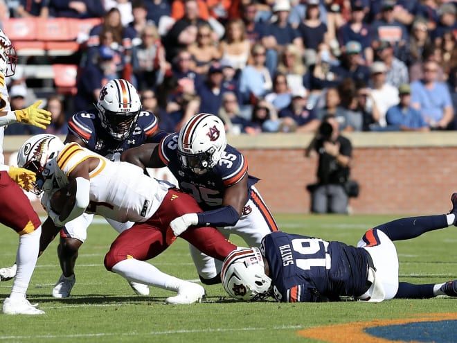 Auburn preparing to face another dual-threat quarterback