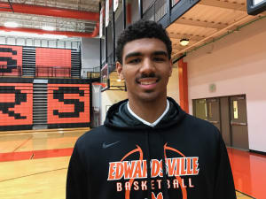 4-star guard Mark Smith stays home, commits to Illinois