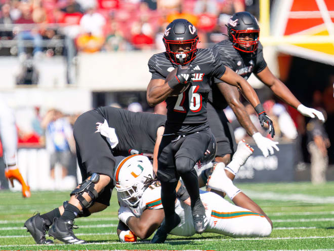 LOUISVILLE FOOTBALL VS MIAMI GAME PHOTOS