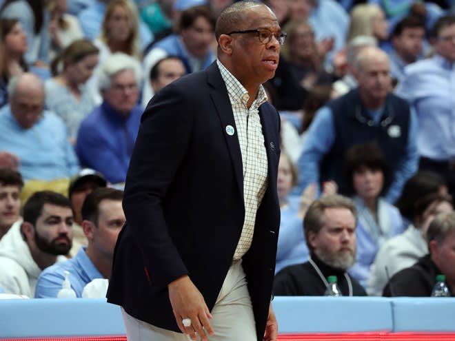 UNC Basketball Signs Derek Dixon and Isaiah Denis