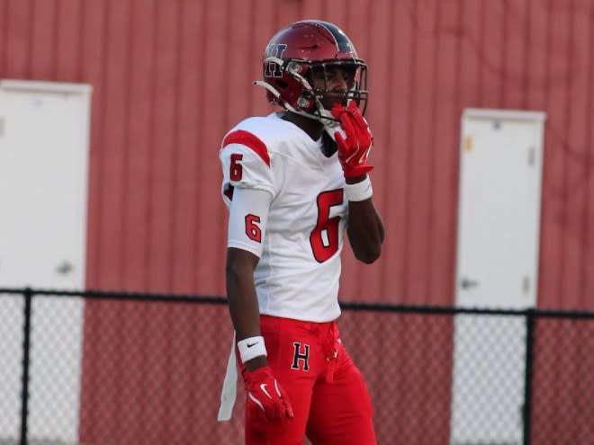 2028 ATH Derrell Hines Jr. 'thinks highly' of Syracuse offer