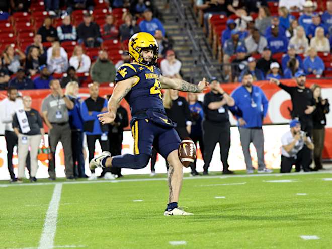 Experienced Straw adjusting to new punting technique