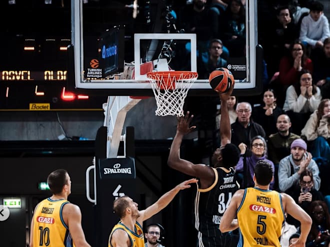 Scouting breakdown of NC State center signee Paul Mbiya