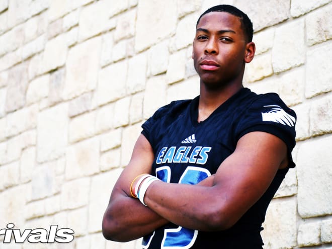 Four schools pushing the hardest for Texas DL Alfred Collins