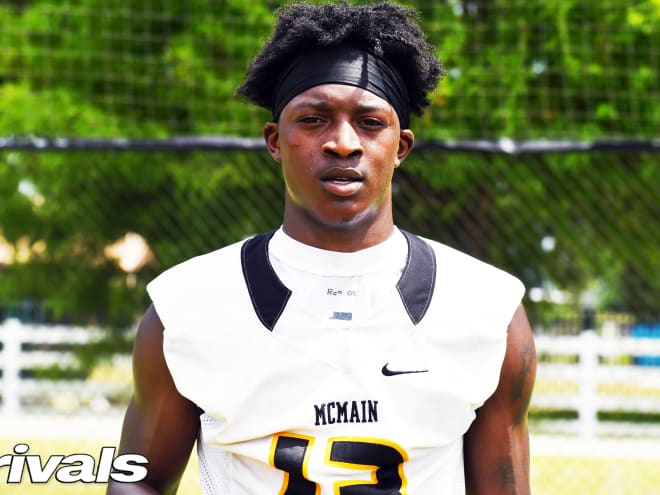 Dawgs looking to bring NOLA-based 2022 WR AJ Johnson back home