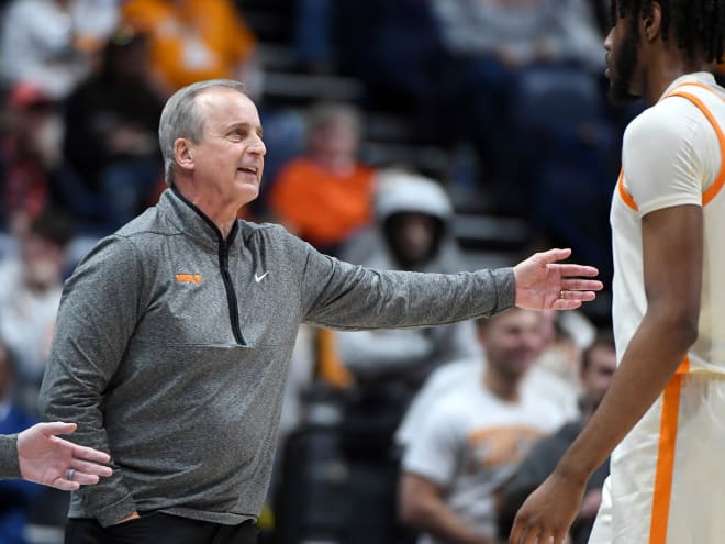 Live updates, discussion: No. 1 Tennessee vs. No. 23 Arkansas