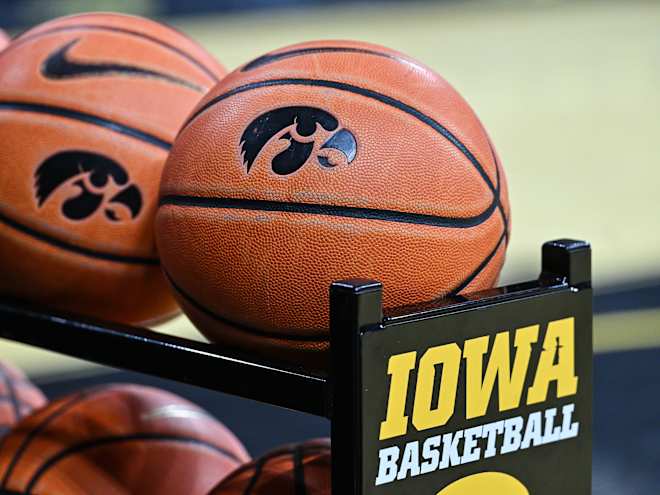 Iowa WBB Adds Jasmyn Walker as New Assistant Coach