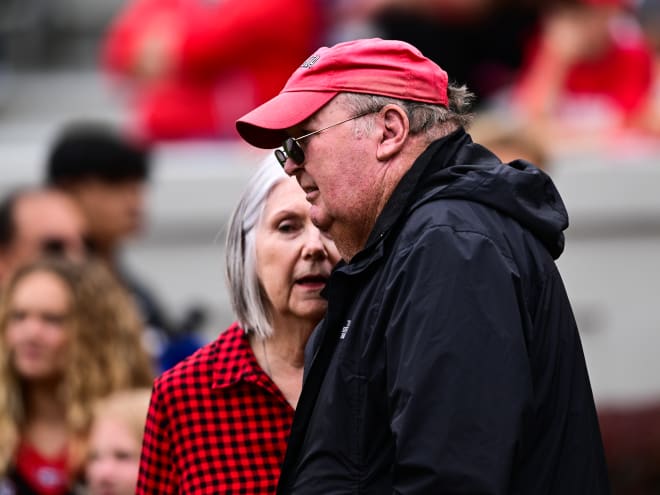 Kirby Smart's father admitted to hospital after fall