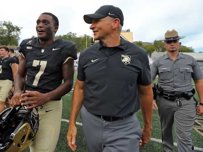 Breaking News: CB Jaydan Mayes withdraws from the Transfer Portal