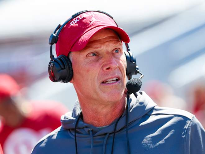 Sooners to hire new head football trainer