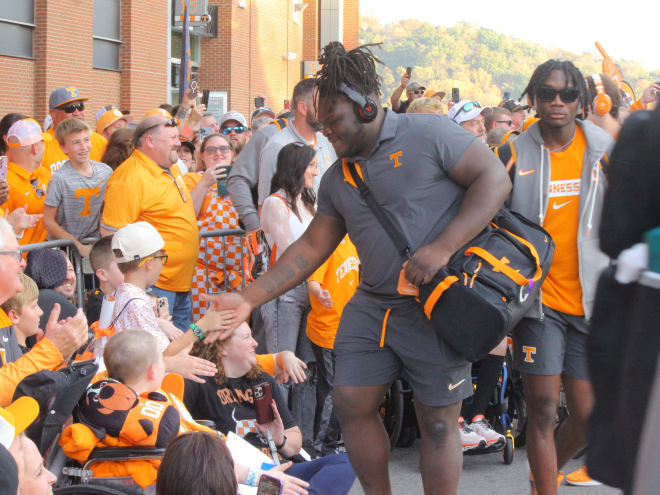 LOOK: Tennessee football holds Vol Walk ahead of Mississippi State