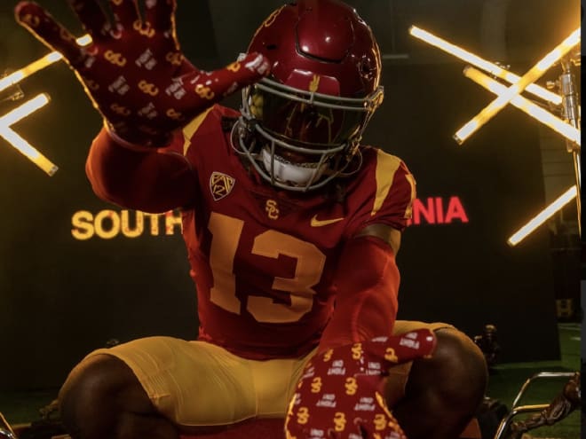 USC surges to the top for priority safety Myles Davis after official visit