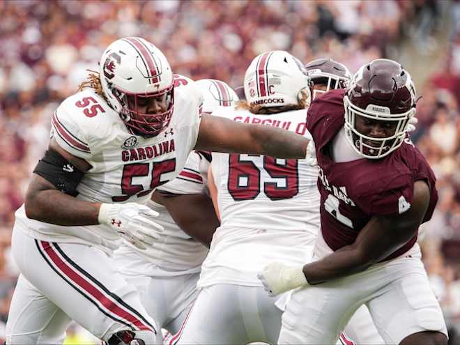 South Carolina OL Jakai Moore Signs with UNC