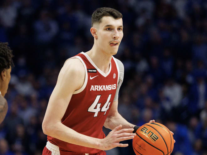 Big Z evolving offensively for Razorbacks