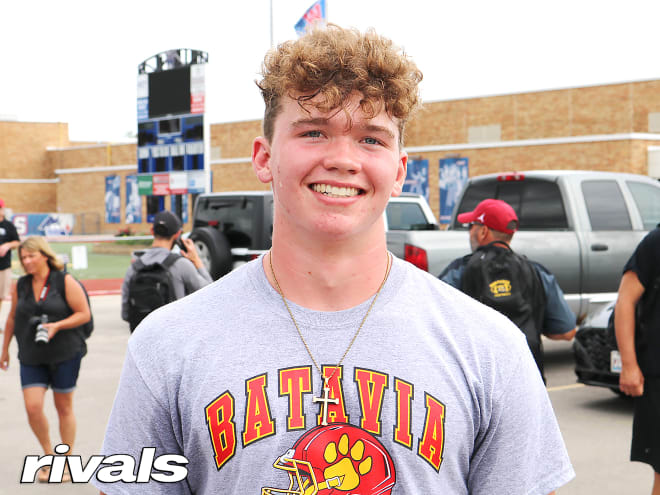 LB Sadowsky transfers to Northwestern