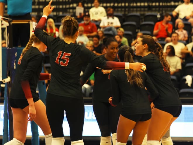 Recap: No. 3 Stanford WVB cruises to win at Notre Dame in ACC opener