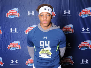 Notre Dame Offers 2017 Safety TreSean Smith