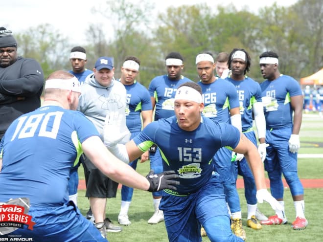 New DE offer: Meyer is a 'legend'