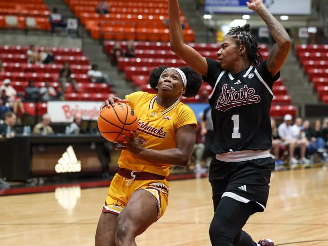 Warhawks split with Eagles