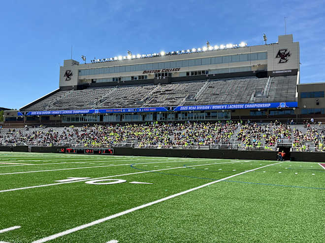 Women's Lax Back In NCAA Quarterfinals After Beating Stony Brook