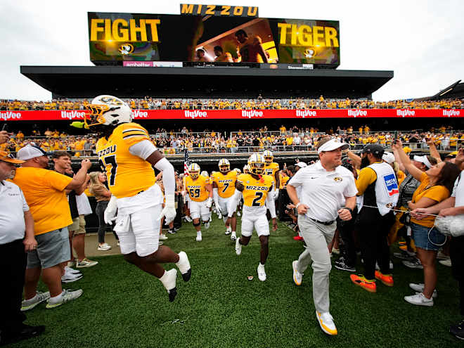 Mizzou and Illinois shrink football series