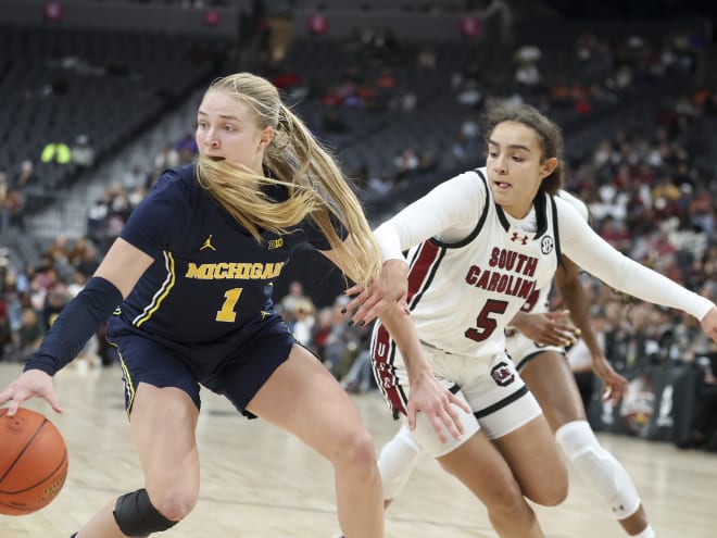 Michigan WBB decimates Long Beach State 111-56