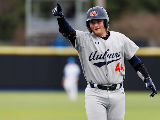 Tigers rally for 9th-inning win