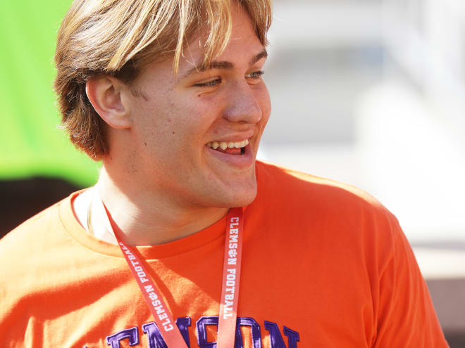Clemson targeting new lineman with program connection