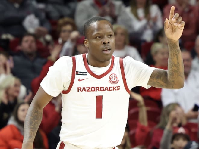 Davis 'trying to find flow back' with Arkansas