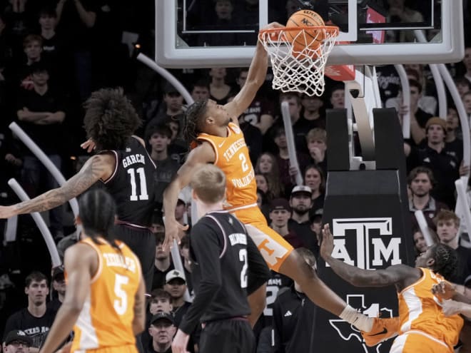 Tennessee outlasts Texas A&M in critical road triumph