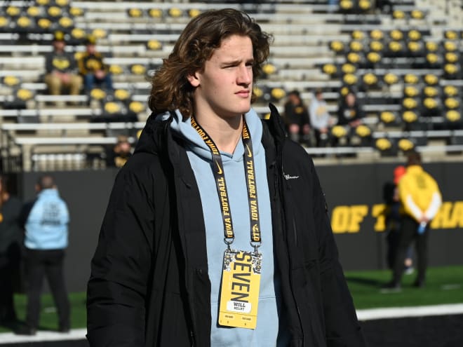 Hawkeyes offer DE Will Heldt
