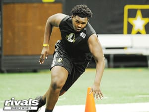 Canes making big push for 4-star OL