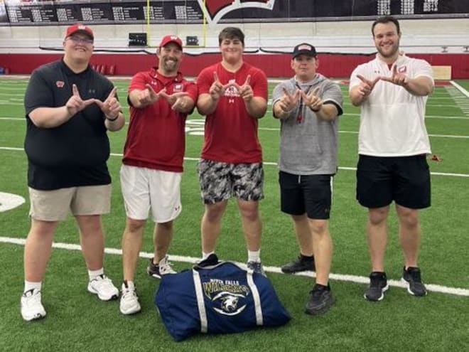 2026 in-state OL Samuel Simpson talks Wisconsin camp, Badgers offer