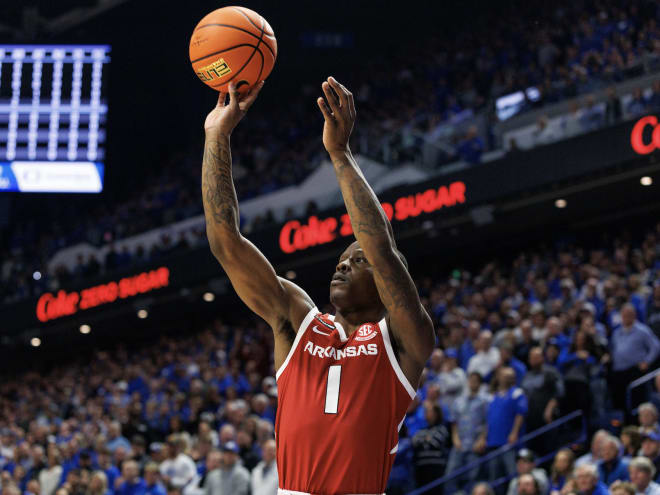 Razorbacks ignite from three in Calipari's homecoming win