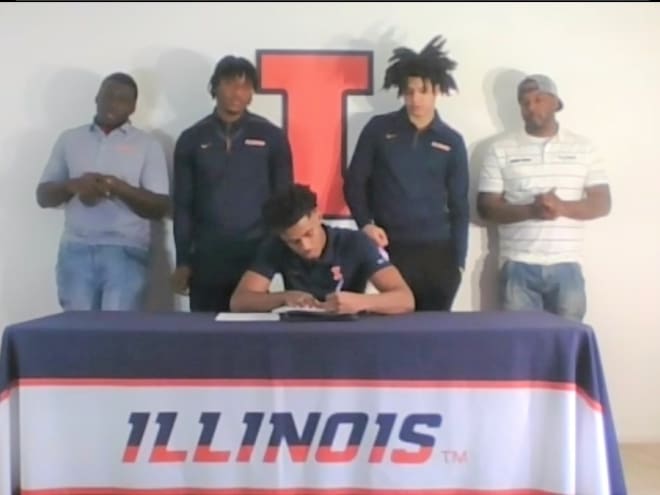 Adam Miller "100 percent locked in" after signing NLI to Illinois