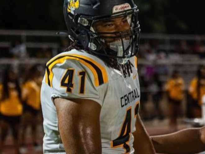 Kentucky intrigued by Zai'Vion Meads' run stop ability