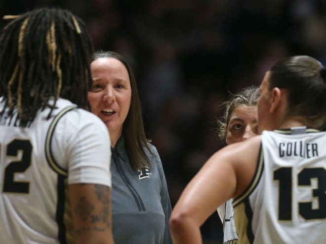 Purdue threatens Hawkeyes, ultimately falls flat