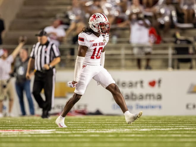 CB transfer Davis talks latest with recruitment, decision timeline